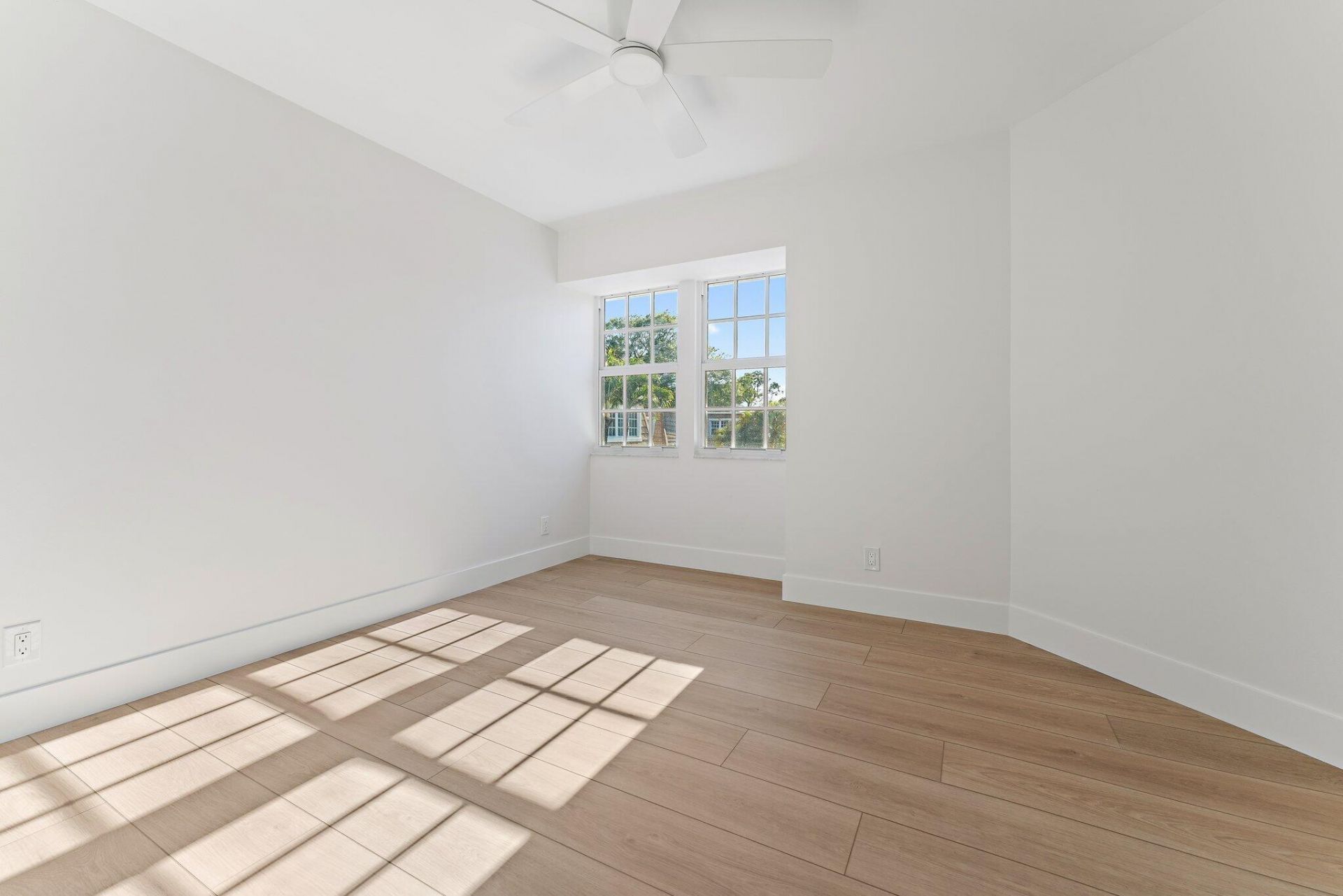 4270 Hazel Avenue, Unit B, Palm Beach Gardens, FL 33410 Photo