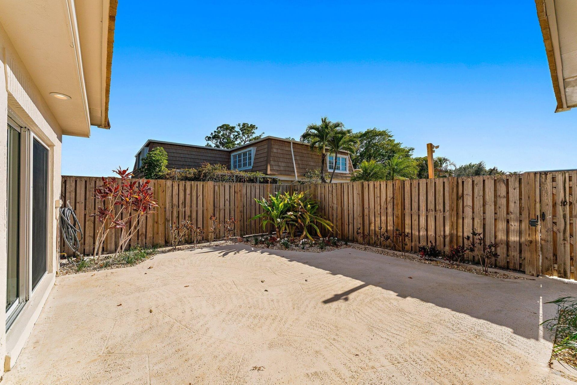 4270 Hazel Avenue, Unit B, Palm Beach Gardens, FL 33410 Photo