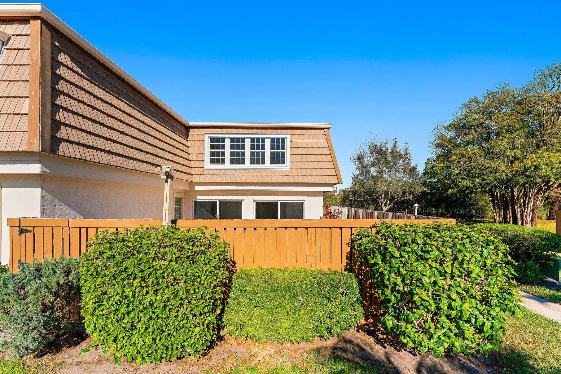 4270 Hazel Avenue, Unit B, Palm Beach Gardens, FL 33410 Photo