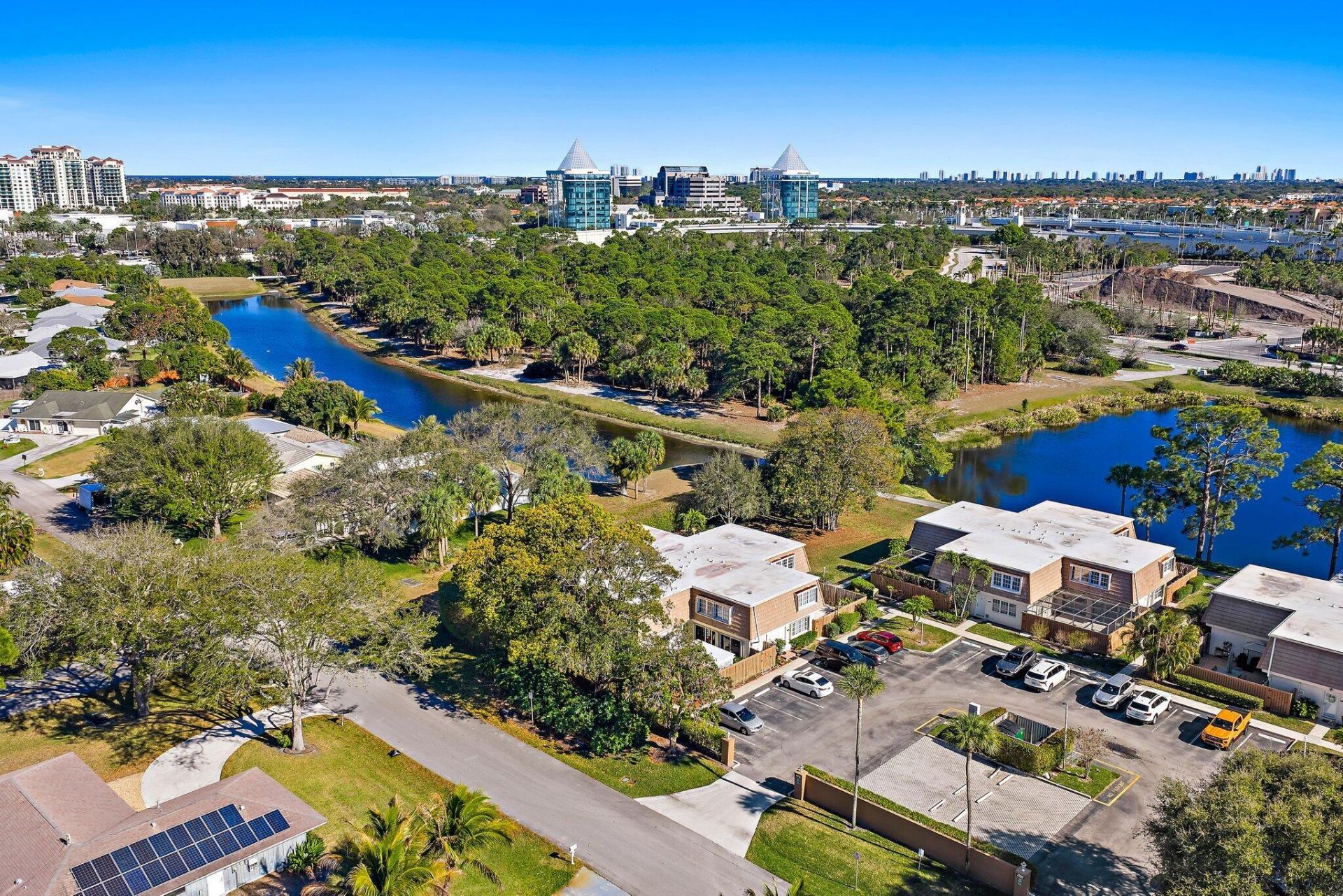 4270 Hazel Avenue, Unit B, Palm Beach Gardens, FL 33410 Photo