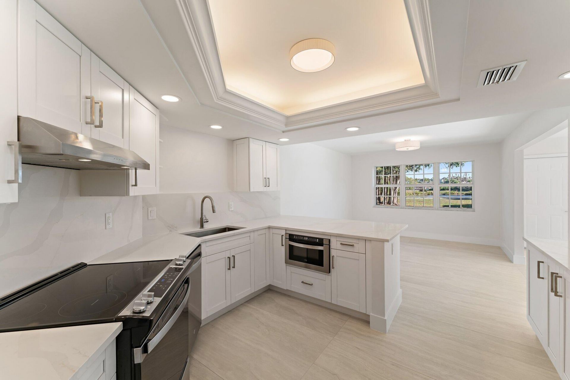 4270 Hazel Avenue, Unit B, Palm Beach Gardens, FL 33410 Photo