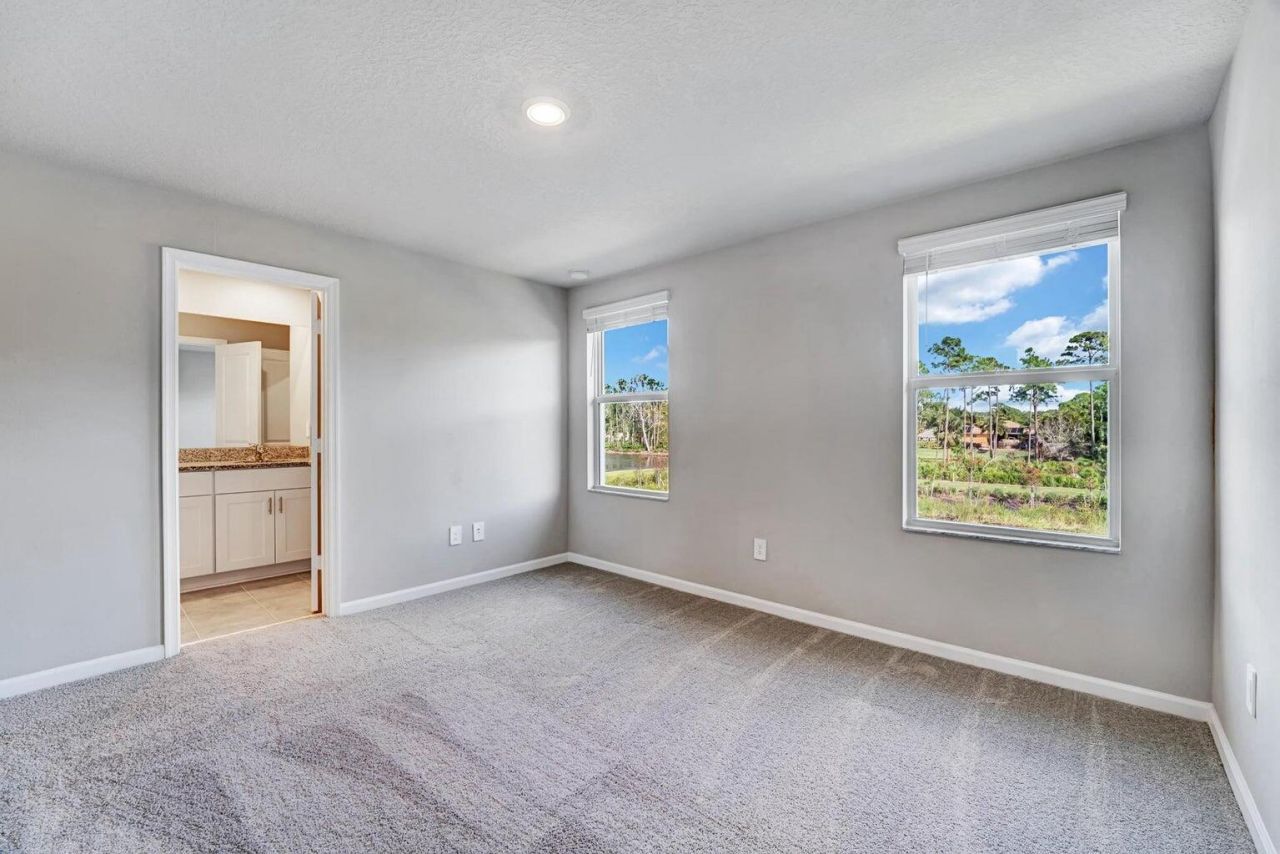 5748 SE Edgewater Circle, Stuart, FL 34997 Photo