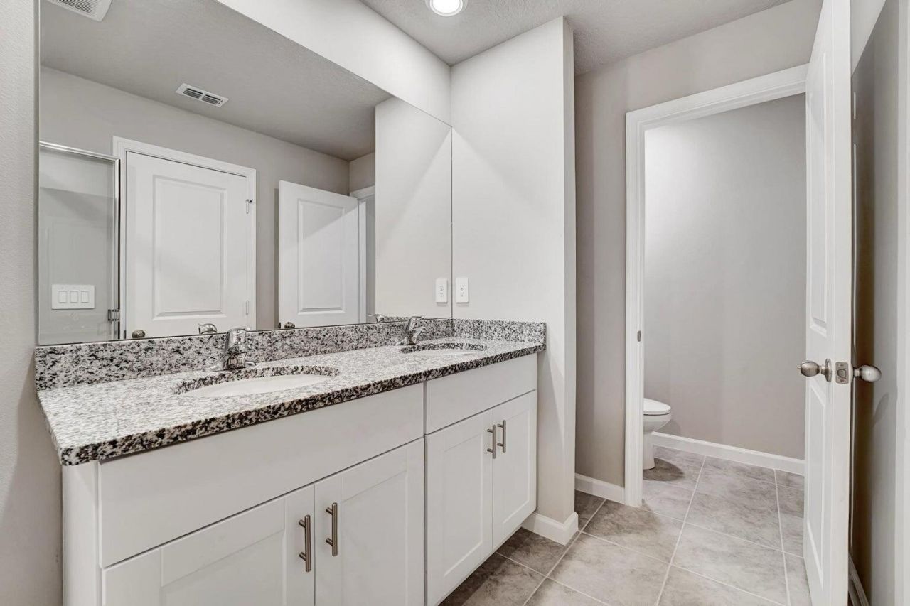 5748 SE Edgewater Circle, Stuart, FL 34997 Photo