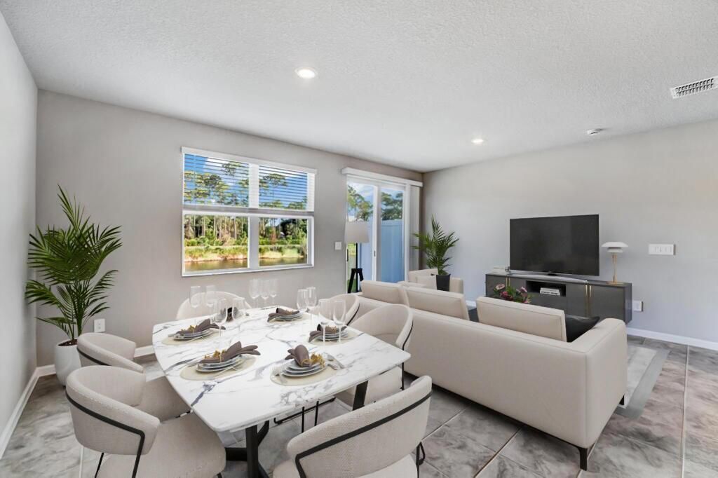 5748 SE Edgewater Circle, Stuart, FL 34997 Photo