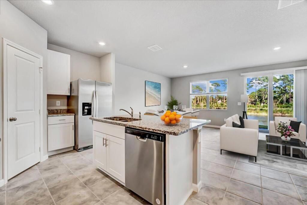 5748 SE Edgewater Circle, Stuart, FL 34997 Photo
