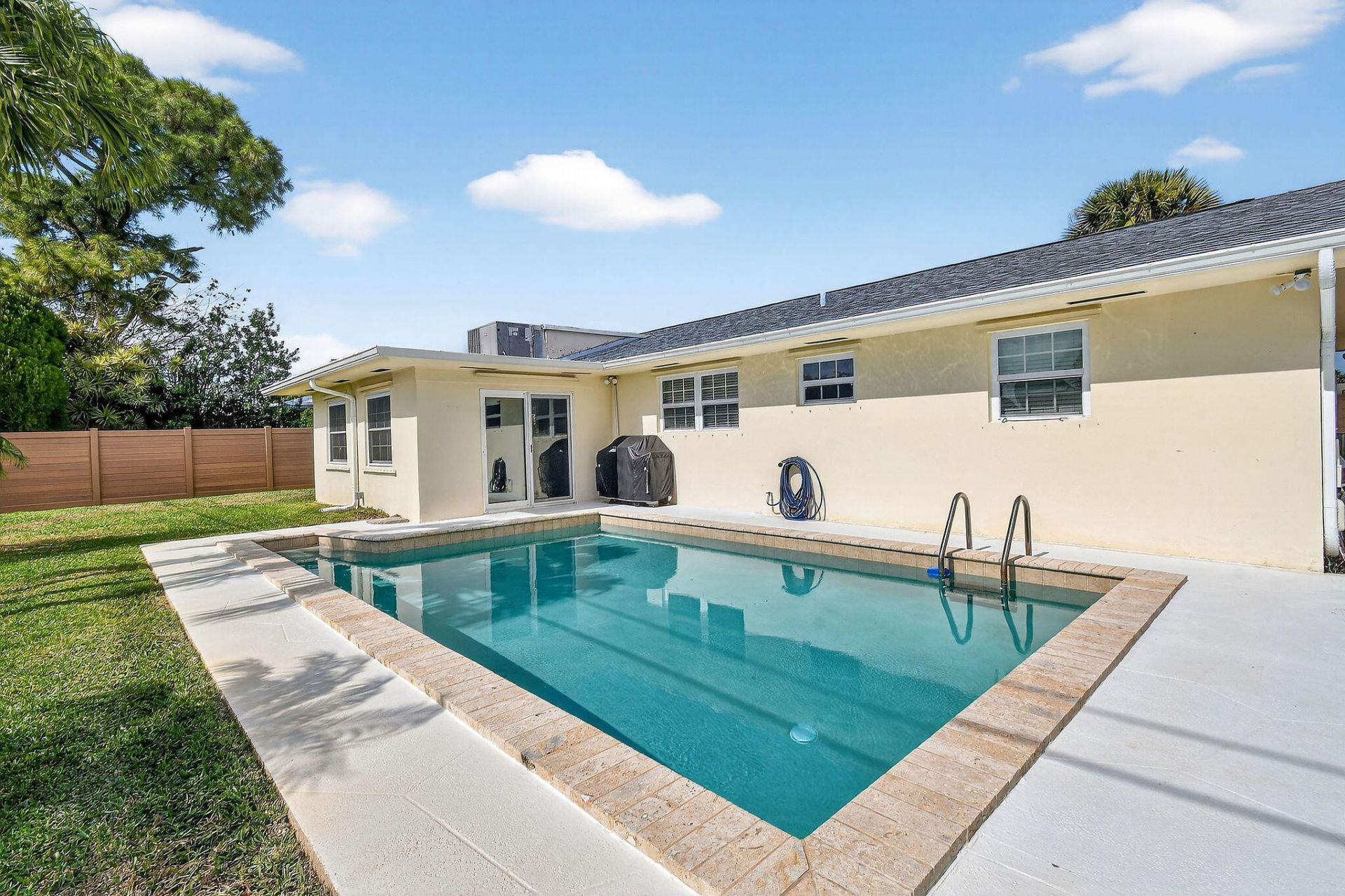 3790 Dogwood Avenue, Palm Beach Gardens, FL 33410 Photo