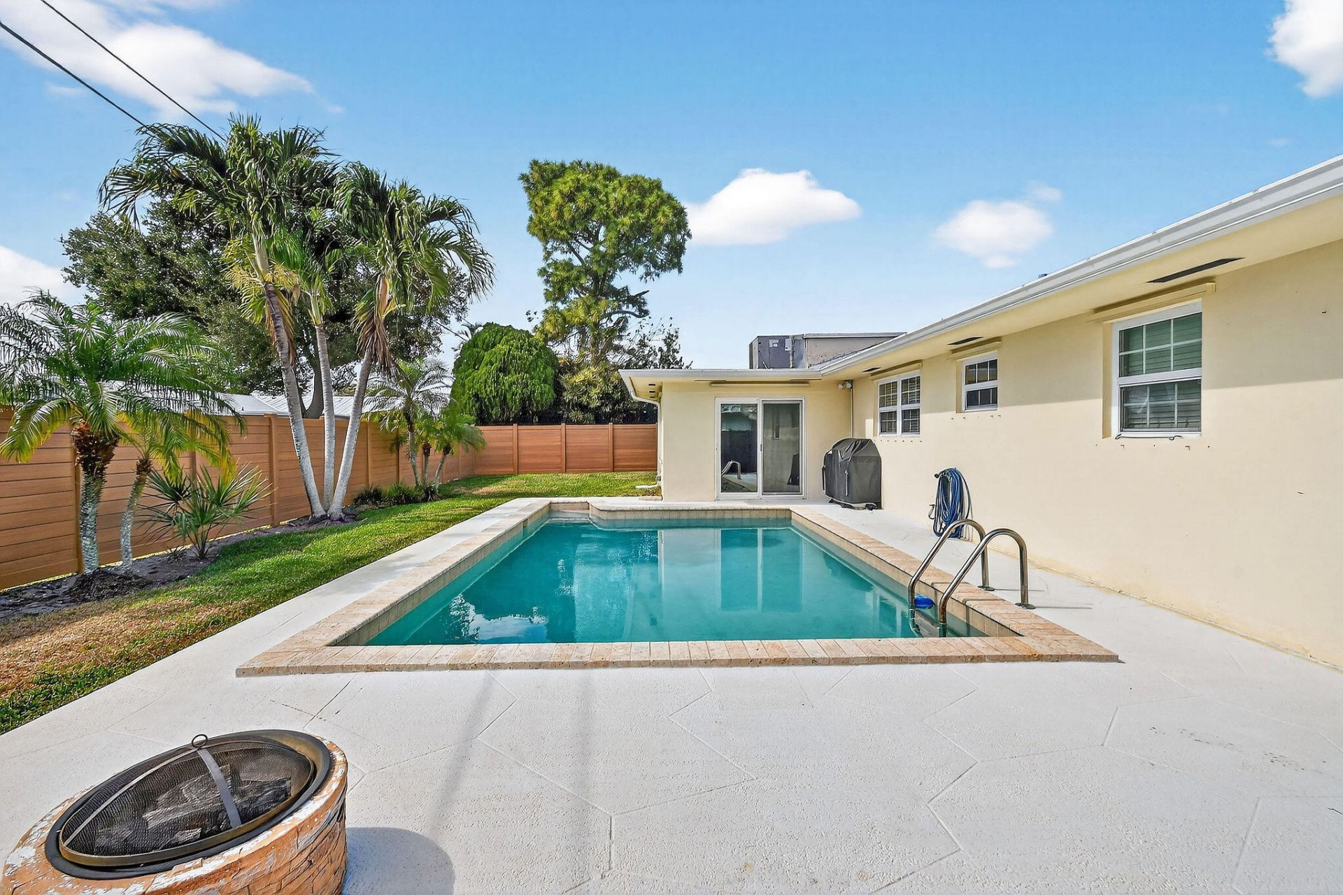 3790 Dogwood Avenue, Palm Beach Gardens, FL 33410 Photo