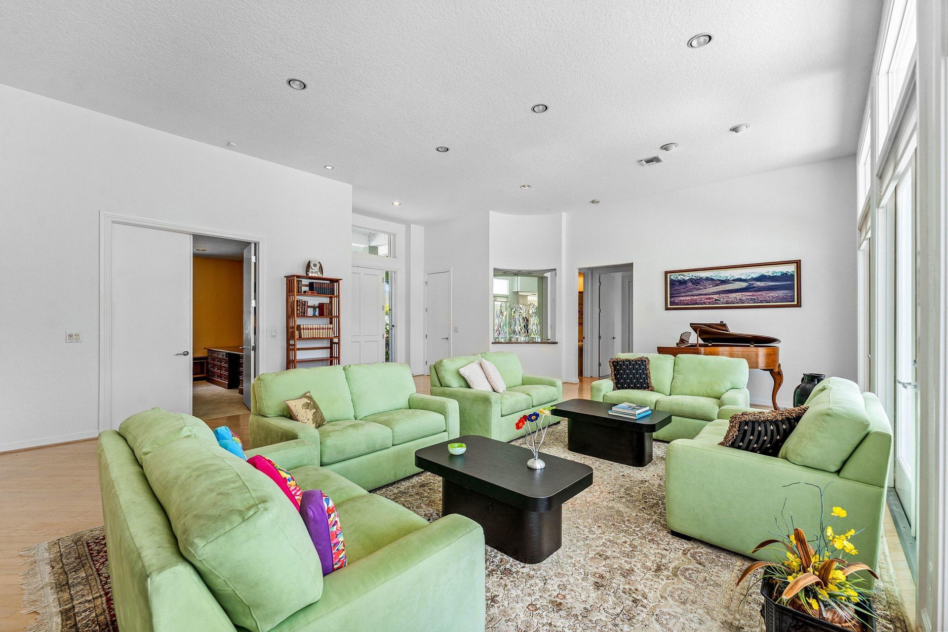 4 Sutton Drive, Boynton Beach, FL 33436 Photo