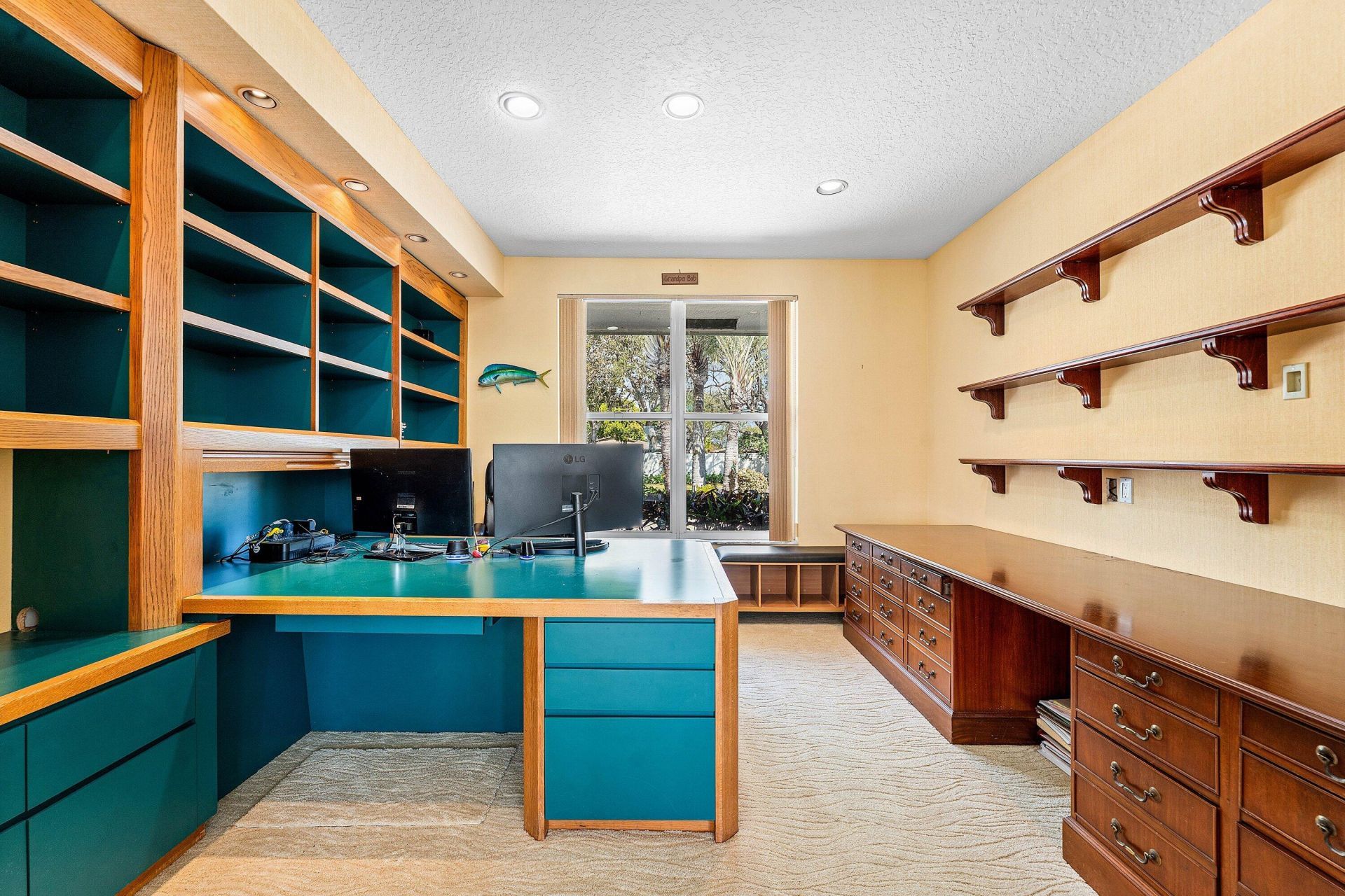 4 Sutton Drive, Boynton Beach, FL 33436 Photo