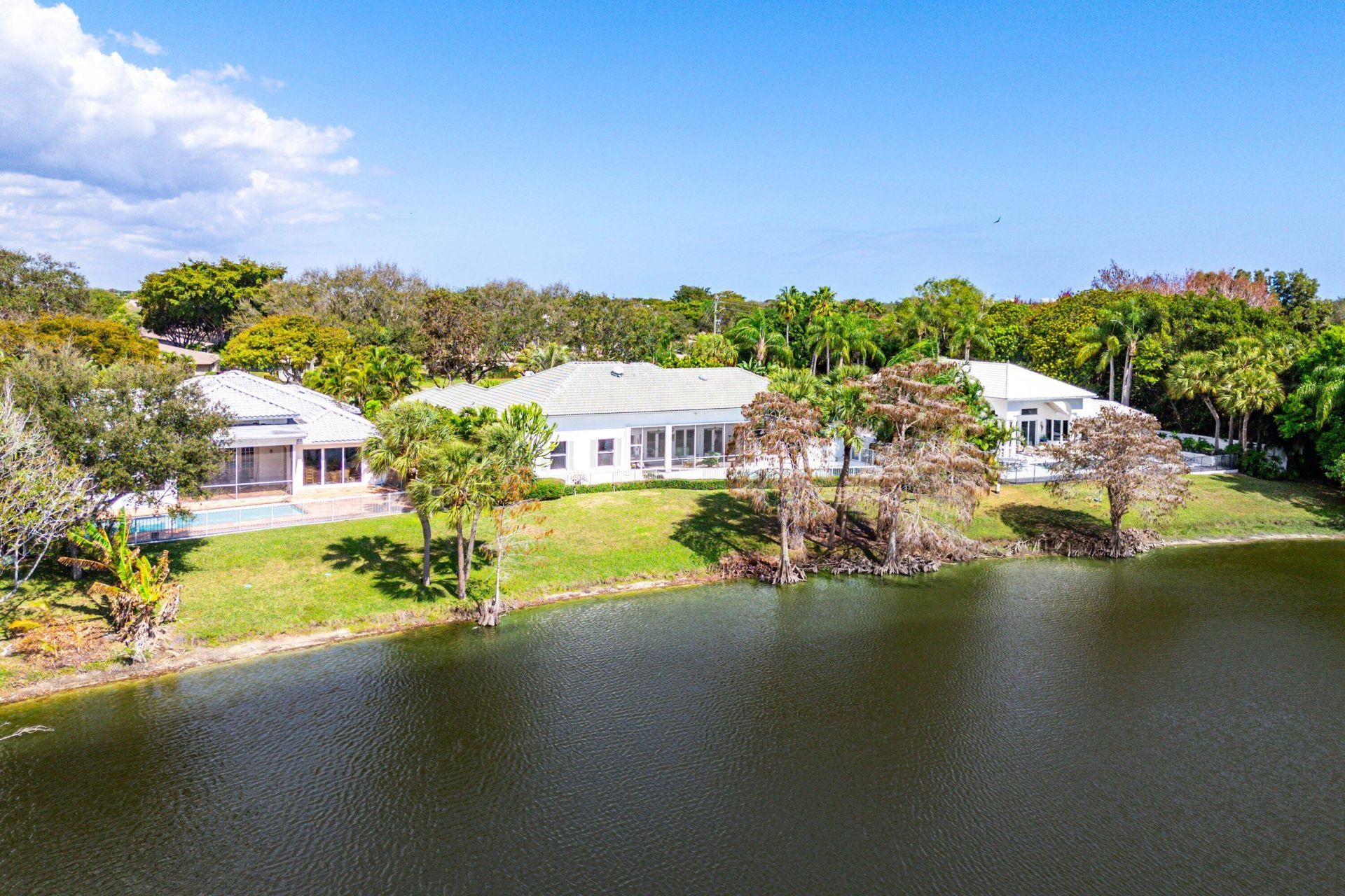 4 Sutton Drive, Boynton Beach, FL 33436 Photo