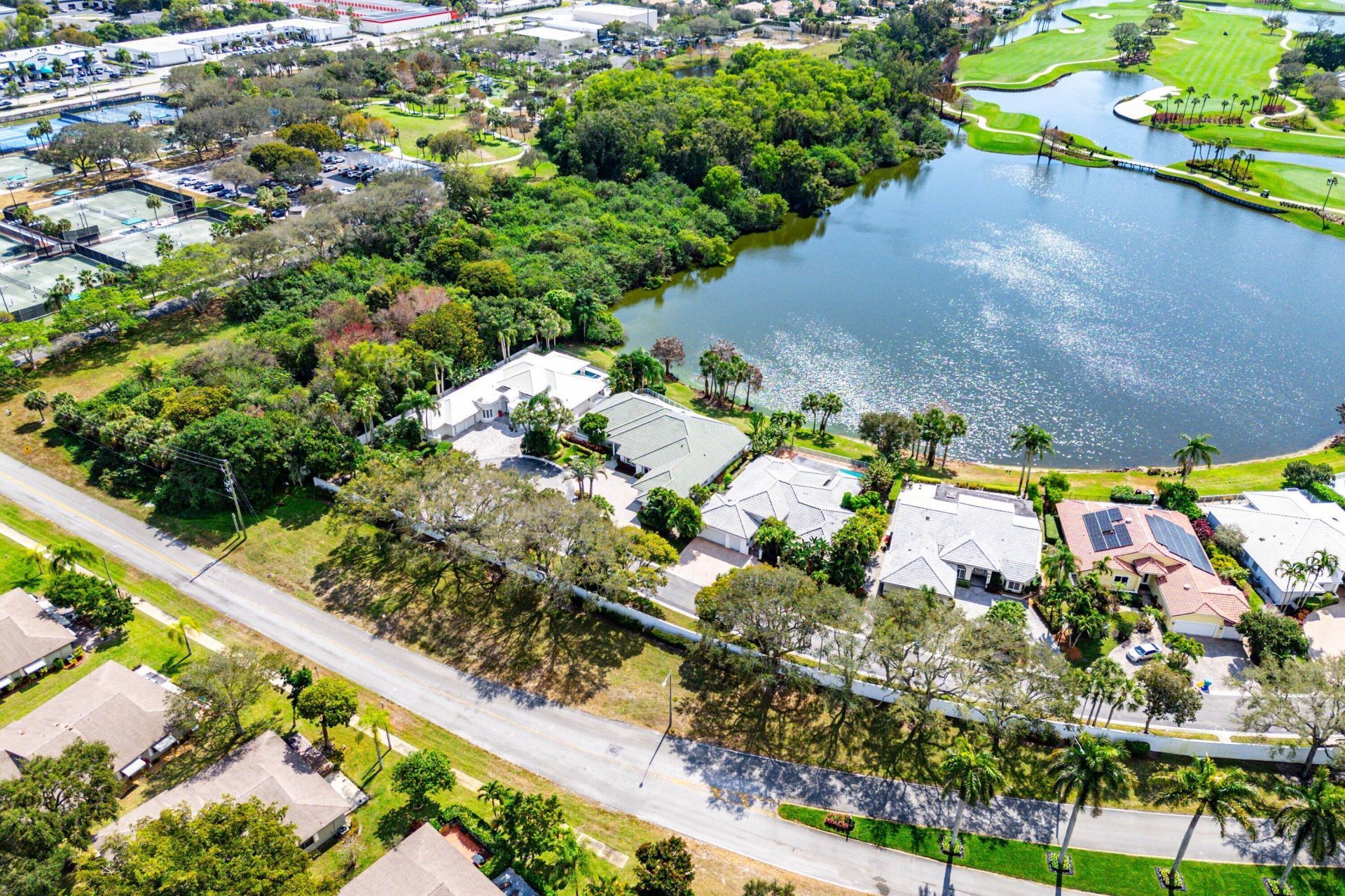 4 Sutton Drive, Boynton Beach, FL 33436 Photo