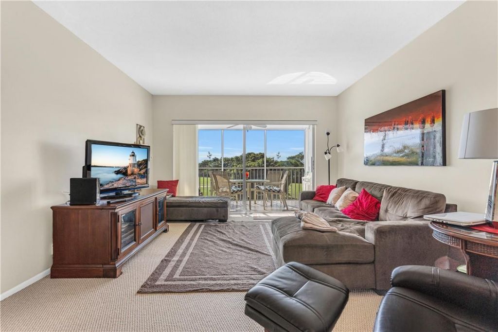 3100 N Palm Aire Drive, Unit 406, Pompano Beach, FL 33069 Photo