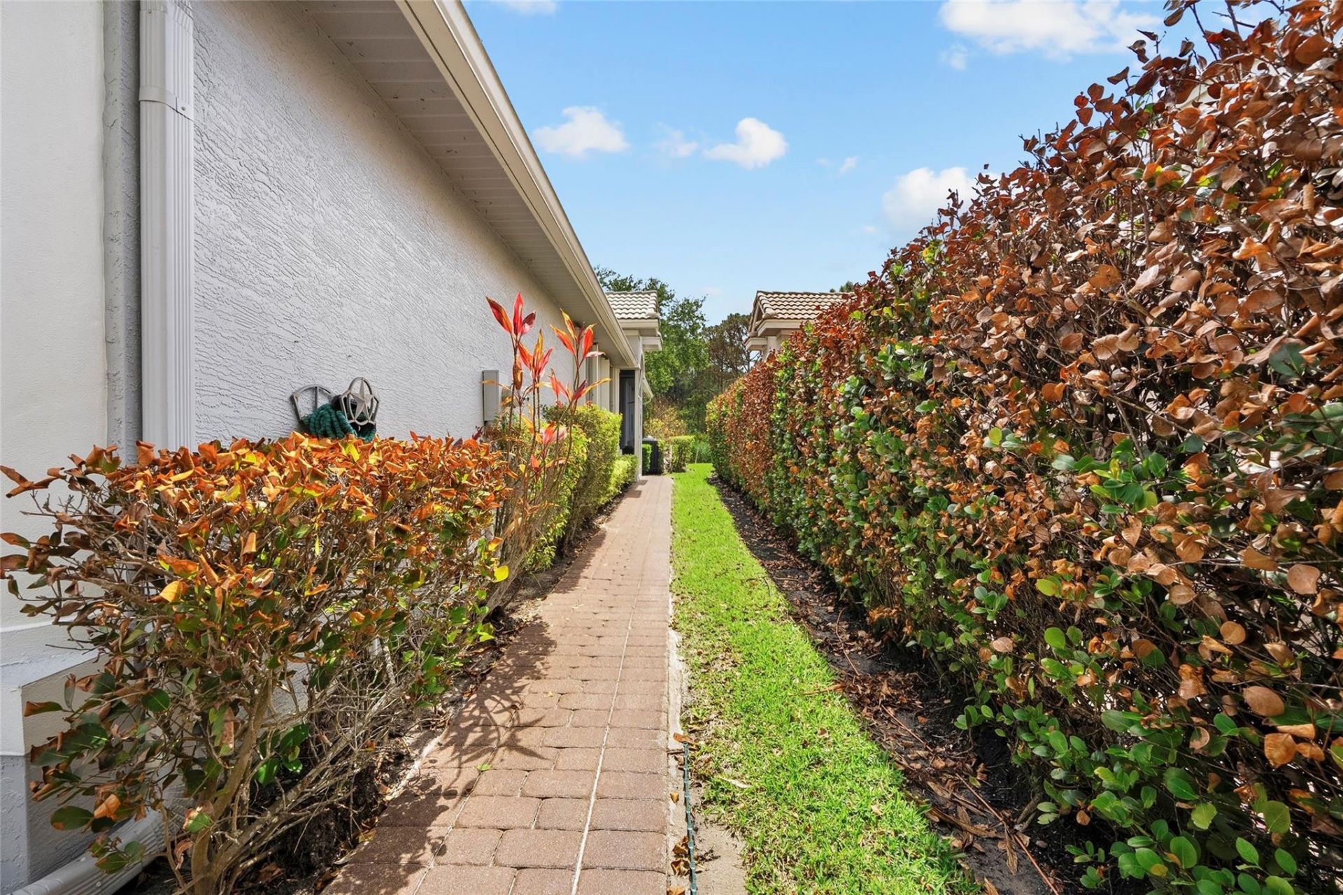 730 NW Red Pine Way, Jensen Beach, FL 34957 Photo