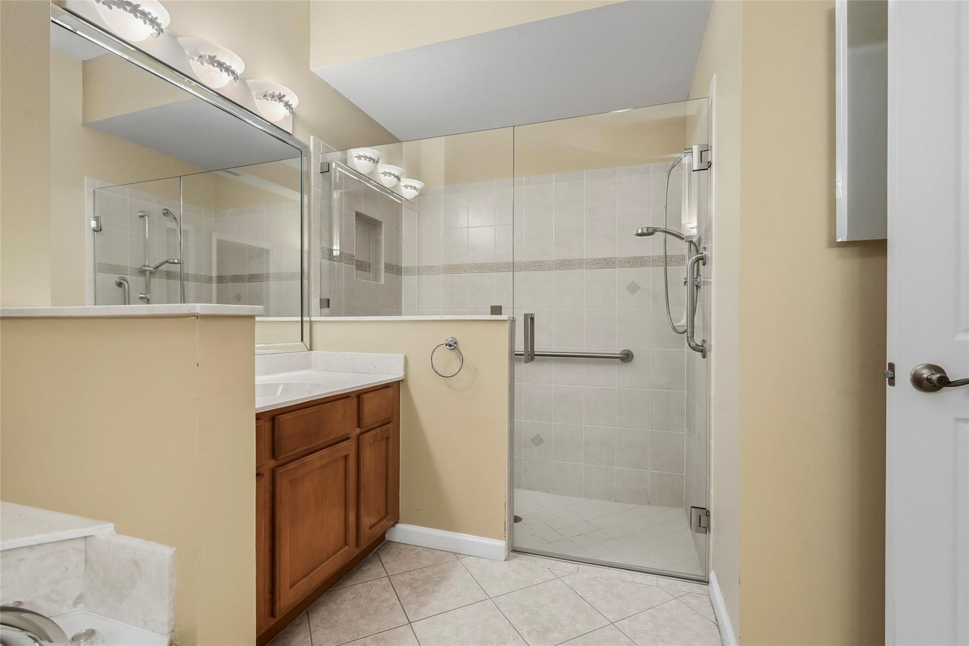 730 NW Red Pine Way, Jensen Beach, FL 34957 Photo