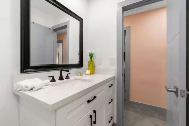 909 SW 16th Street, Fort Lauderdale, FL 33315 Photo