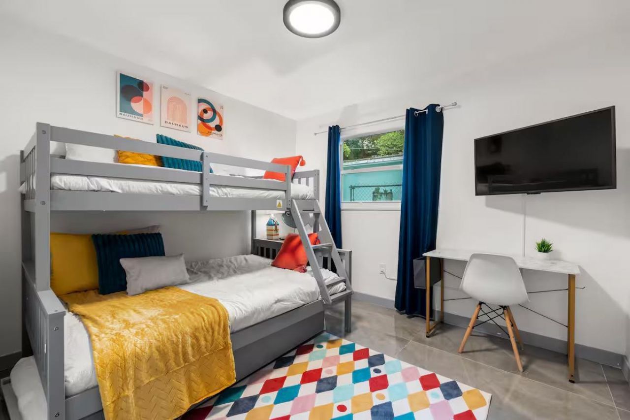 909 SW 16th Street, Fort Lauderdale, FL 33315 Photo