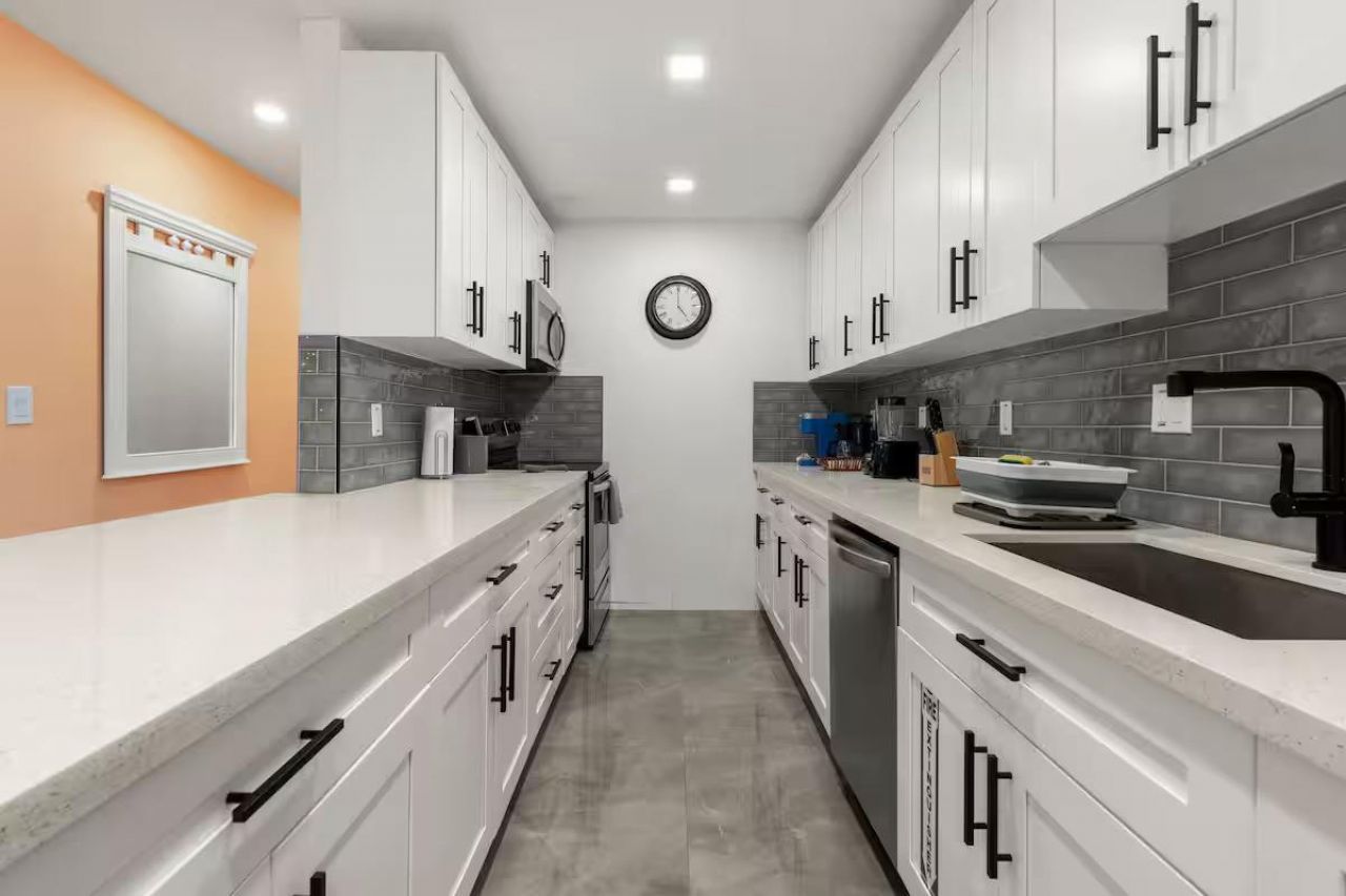 909 SW 16th Street, Fort Lauderdale, FL 33315 Photo