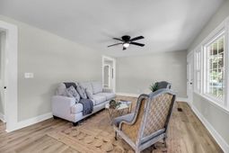 1129 Quail Drive photo 4