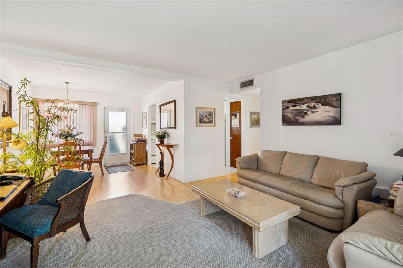 1858 Sunny Drive, Unit F21, Bradenton, FL 34207 Photo