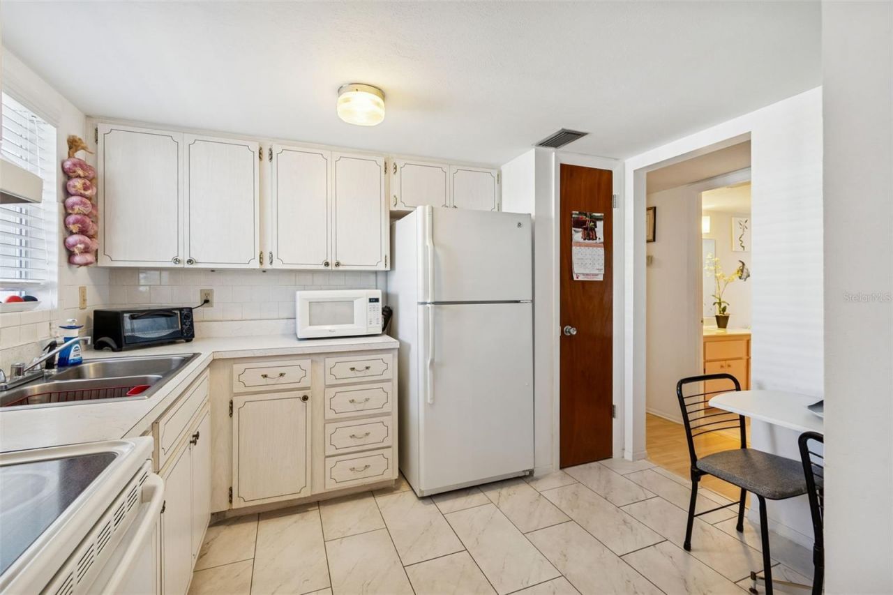 1858 Sunny Drive, Unit F21, Bradenton, FL 34207 Photo