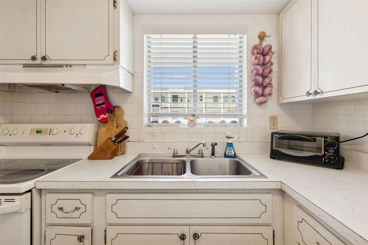 1858 Sunny Drive, Unit F21, Bradenton, FL 34207 Photo