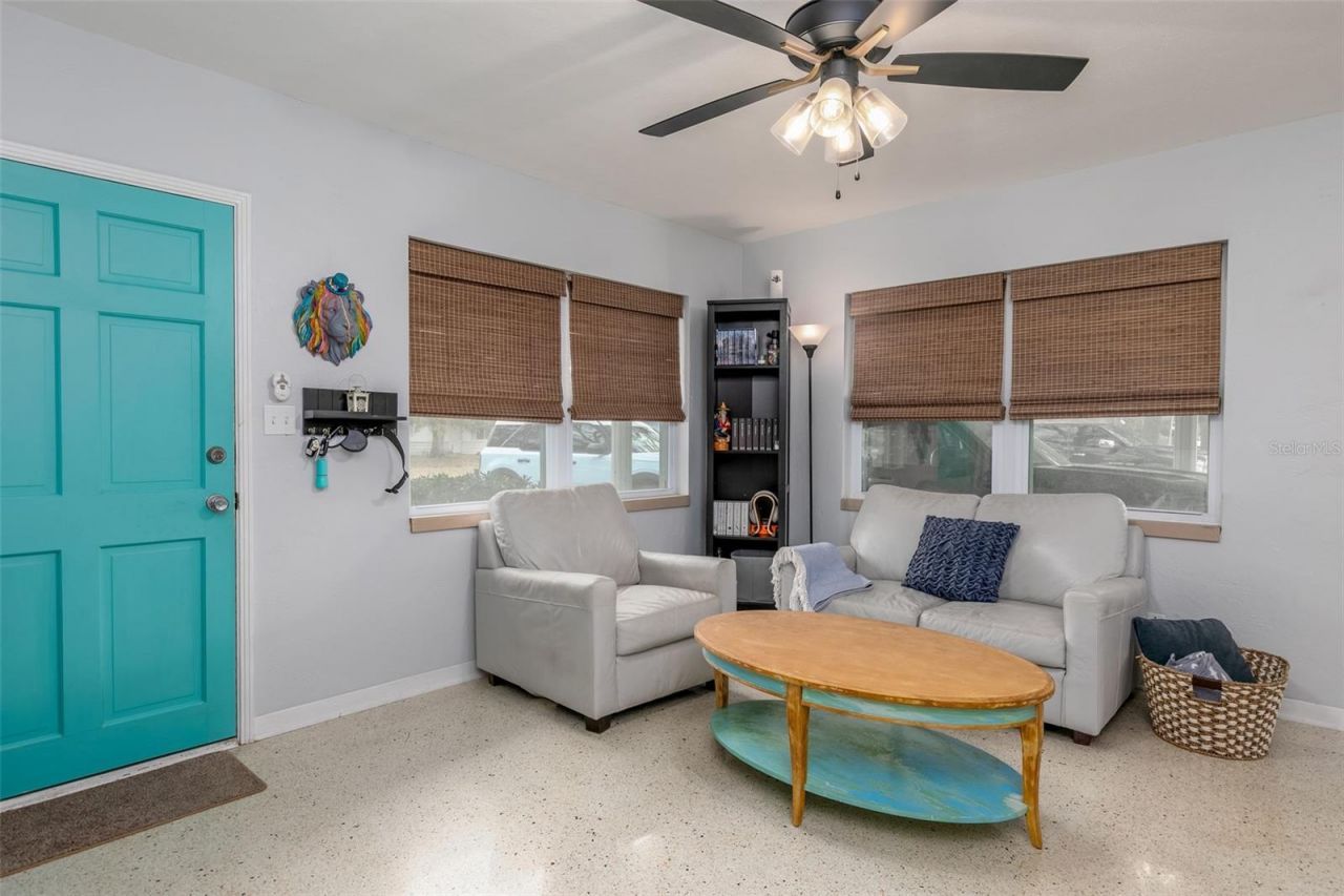 7940 22nd Avenue N, Saint Petersburg, FL 33710 Photo