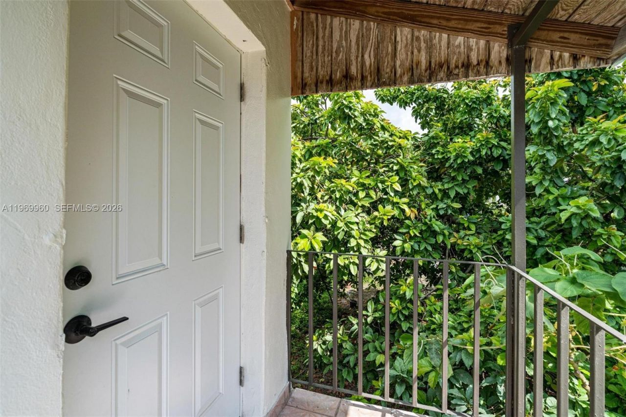 1523 NW 38th St, Miami, FL 33142 Photo