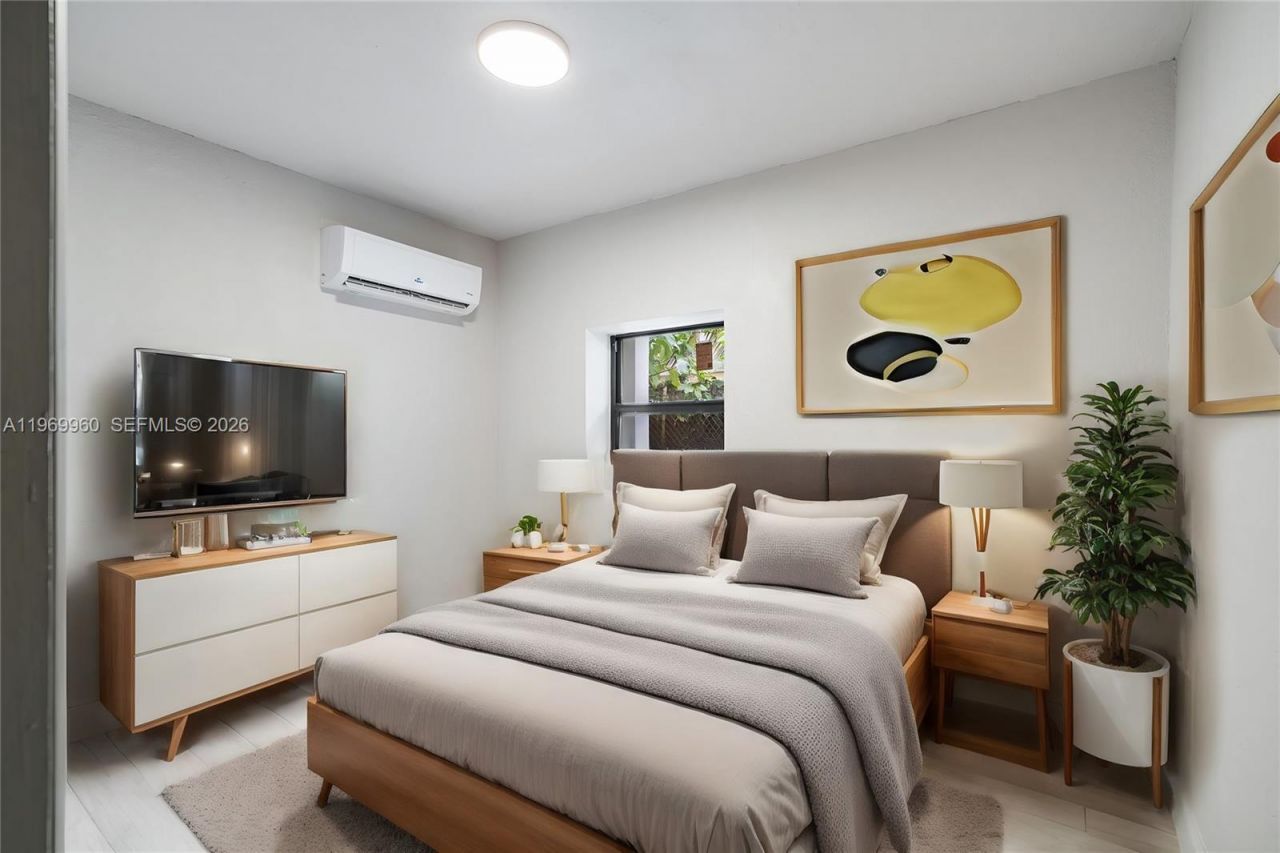 1523 NW 38th St, Miami, FL 33142 Photo