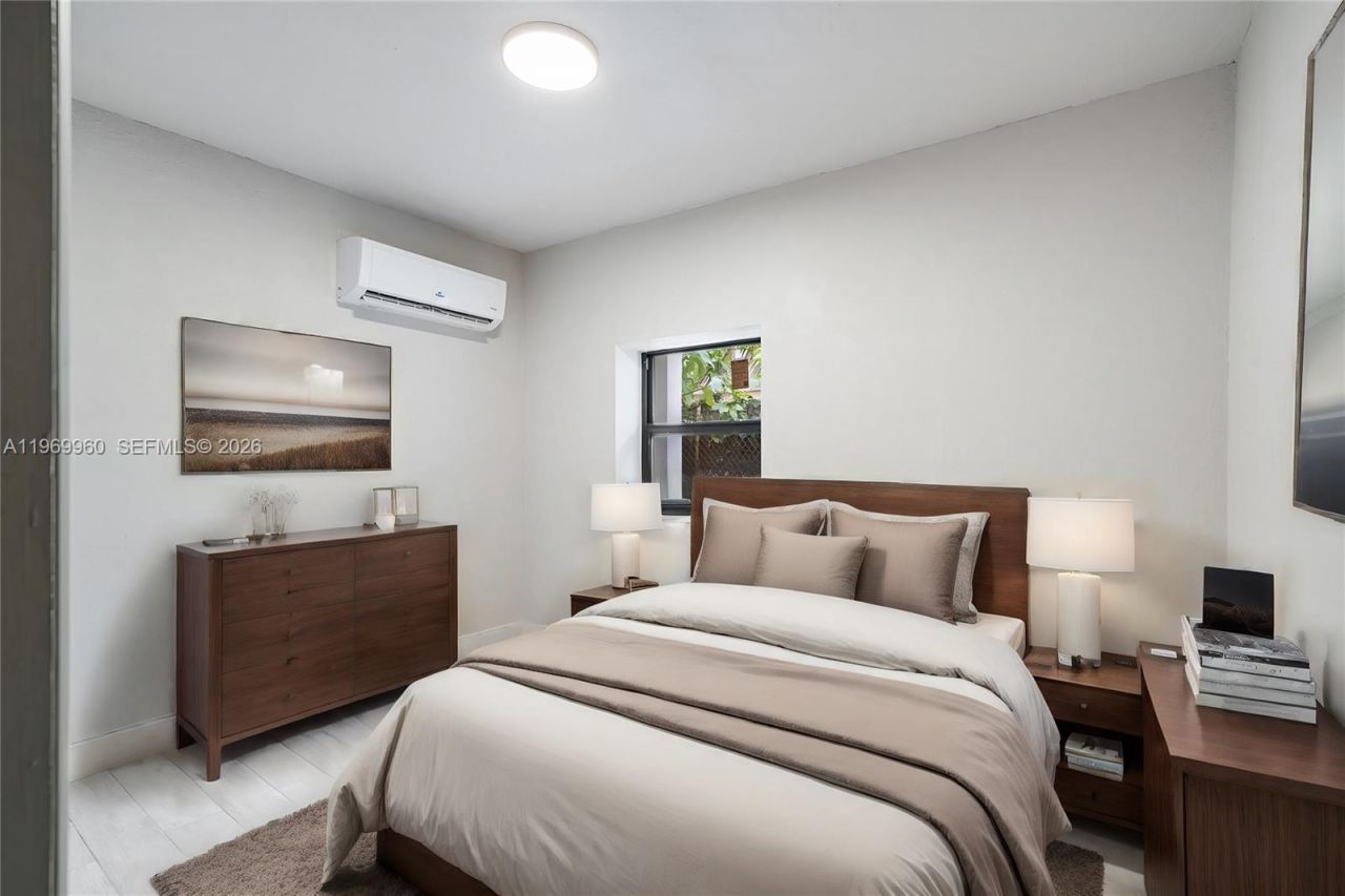 1523 NW 38th St, Miami, FL 33142 Photo