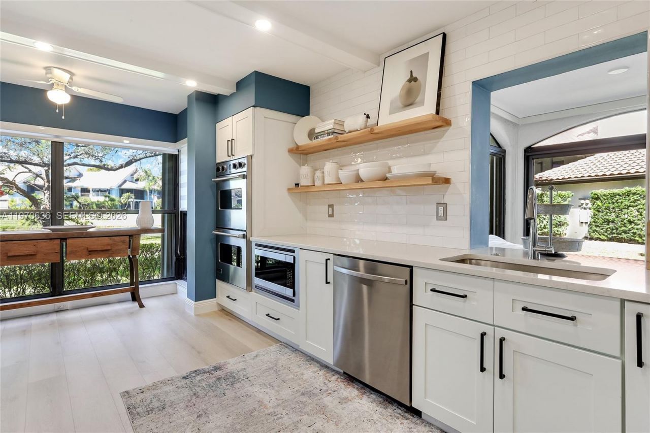 16671 N Traders Xing N , Unit 121, Jupiter, FL 33477 Photo