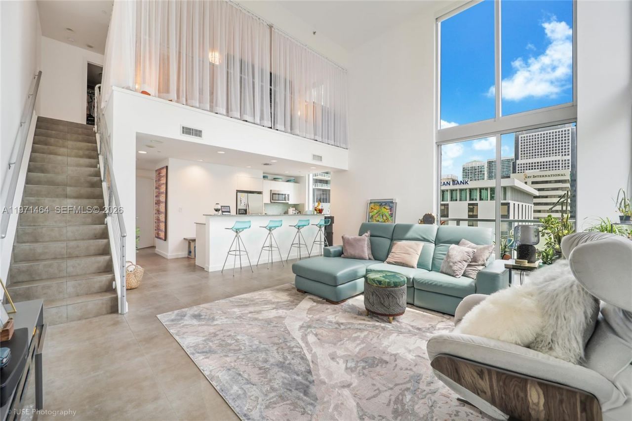 1060 Brickell Ave , Unit 1003, Miami, FL 33131 Photo