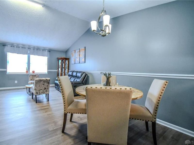 8286 Briar Ridge Court, Huber Heights, OH 45424 Photo 12