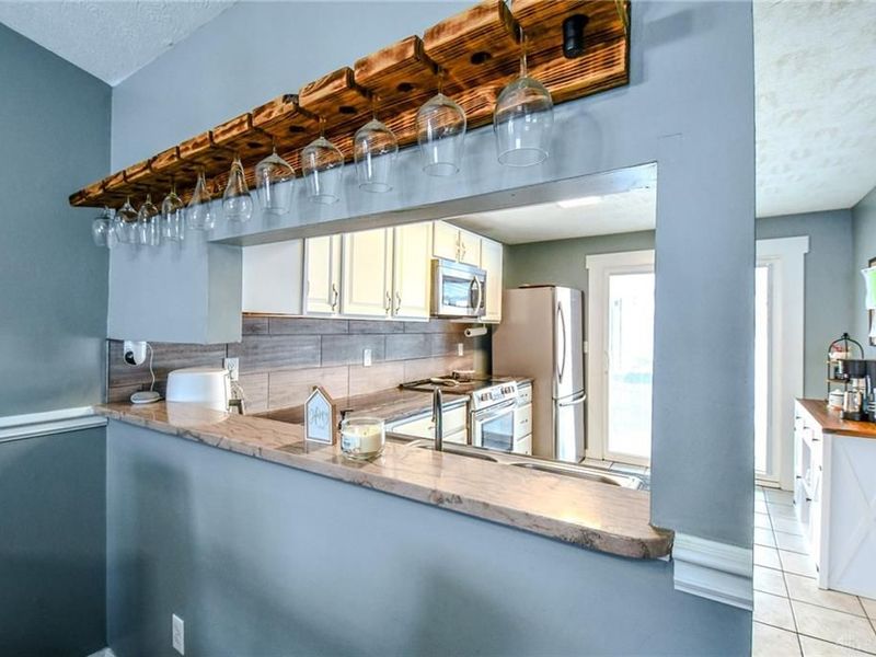 8286 Briar Ridge Court, Huber Heights, OH 45424 Photo 13