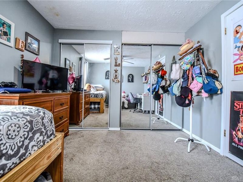 8286 Briar Ridge Court, Huber Heights, OH 45424 Photo 24