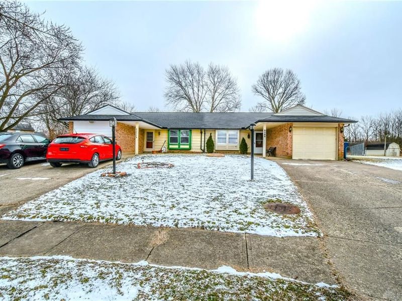 8286 Briar Ridge Court, Huber Heights, OH 45424 Photo 3