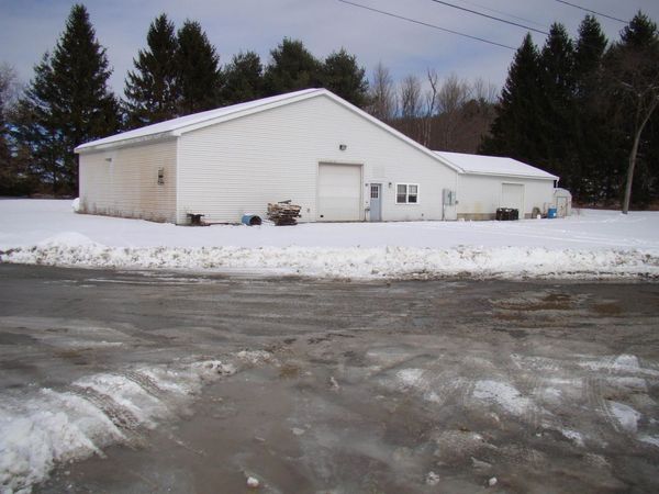 60 Firehouse Lane, Poultney, VT 05764