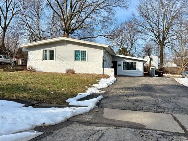 74 Homestead Drive, Unit 4, Youngstown, OH 44512