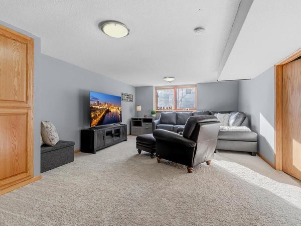 1541 60th Avenue NE, Fridley, MN 55432