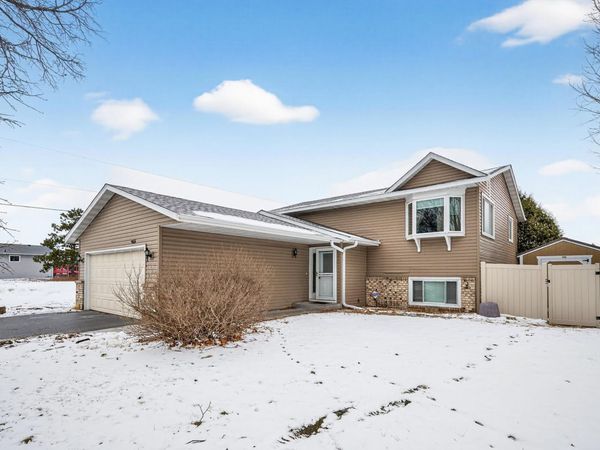 9656 Thomas Avenue N, Brooklyn Park, MN 55444