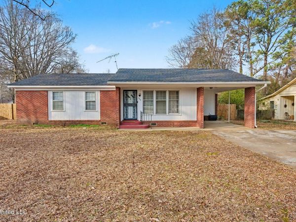 302 Bowden Street, Senatobia, MS 38668