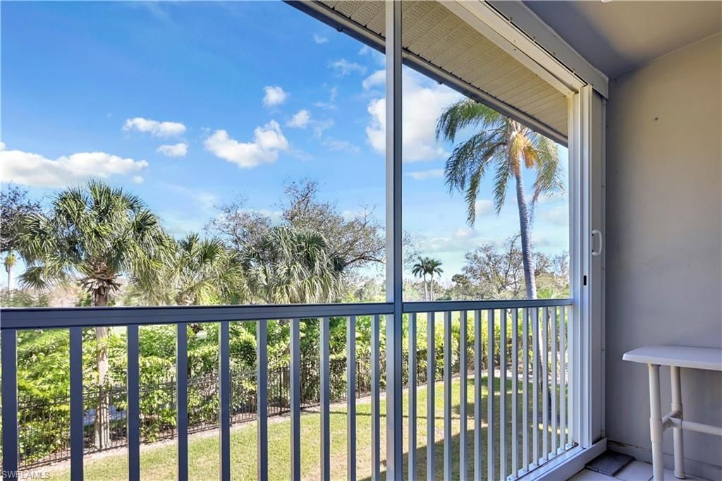 6777 Winkler Rd, Unit 268, Fort Myers, FL 33919 Photo