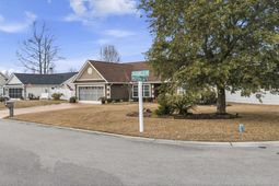 200 Silverbelle Blvd.  photo 4