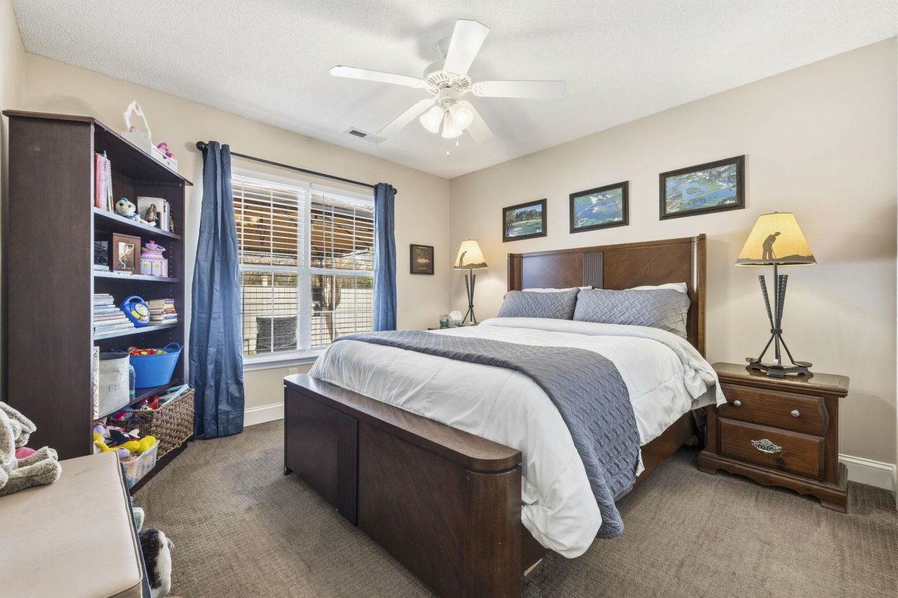 200 Silverbelle Blvd.  Photo 30