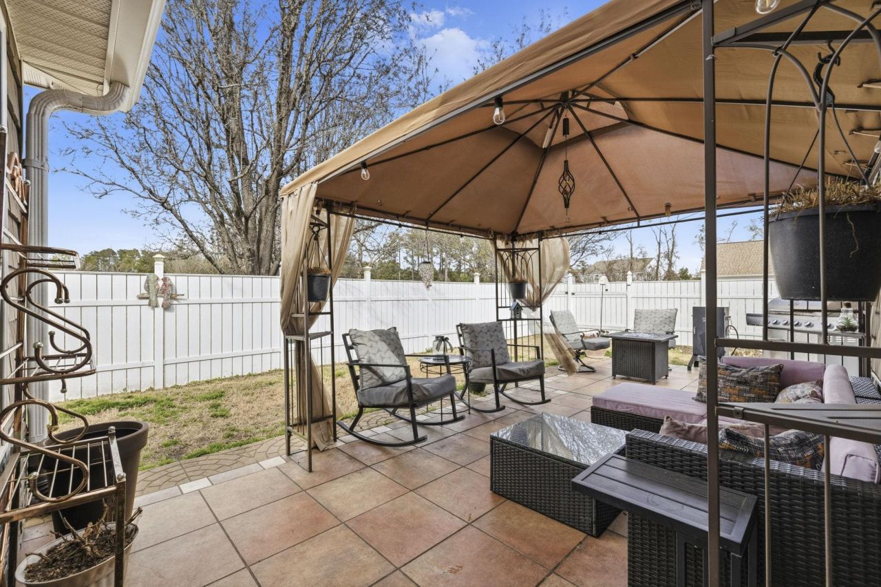 200 Silverbelle Blvd.  Photo 34