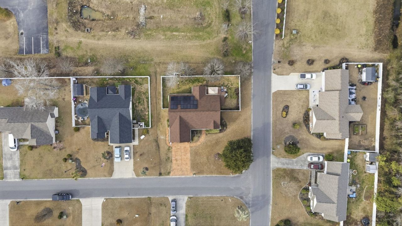 200 Silverbelle Blvd.  Photo 40