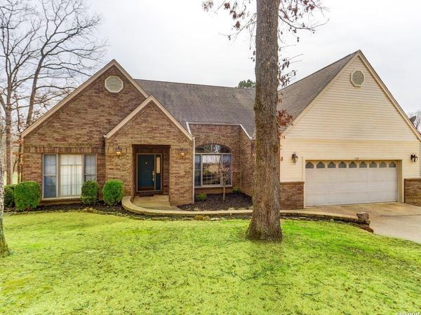 120 PINEAPPLE Drive, Hot Springs, AR 71913