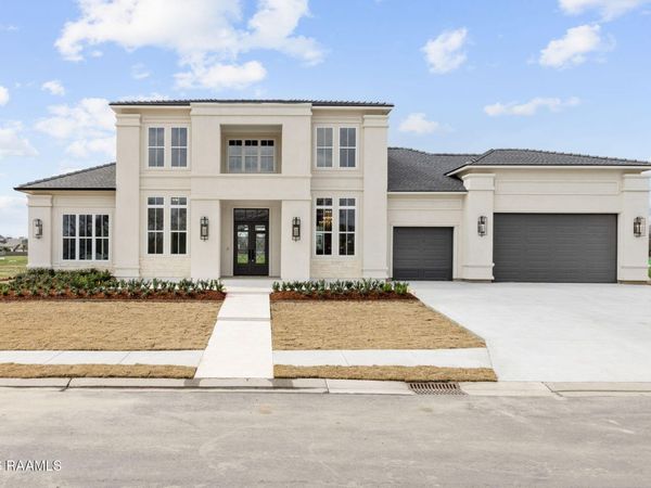 115 Retreat Street , Broussard, LA 70518