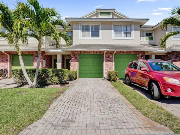3313 NW 29th Ct, Lauderdale Lakes, FL 33311