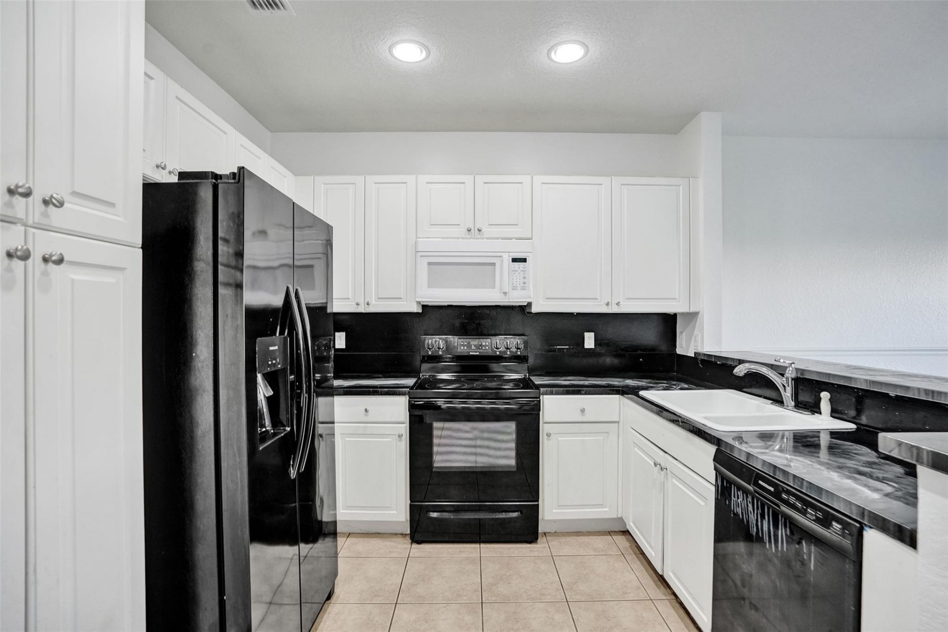 3313 NW 29th Court, Lauderdale Lakes, FL 33311 Photo