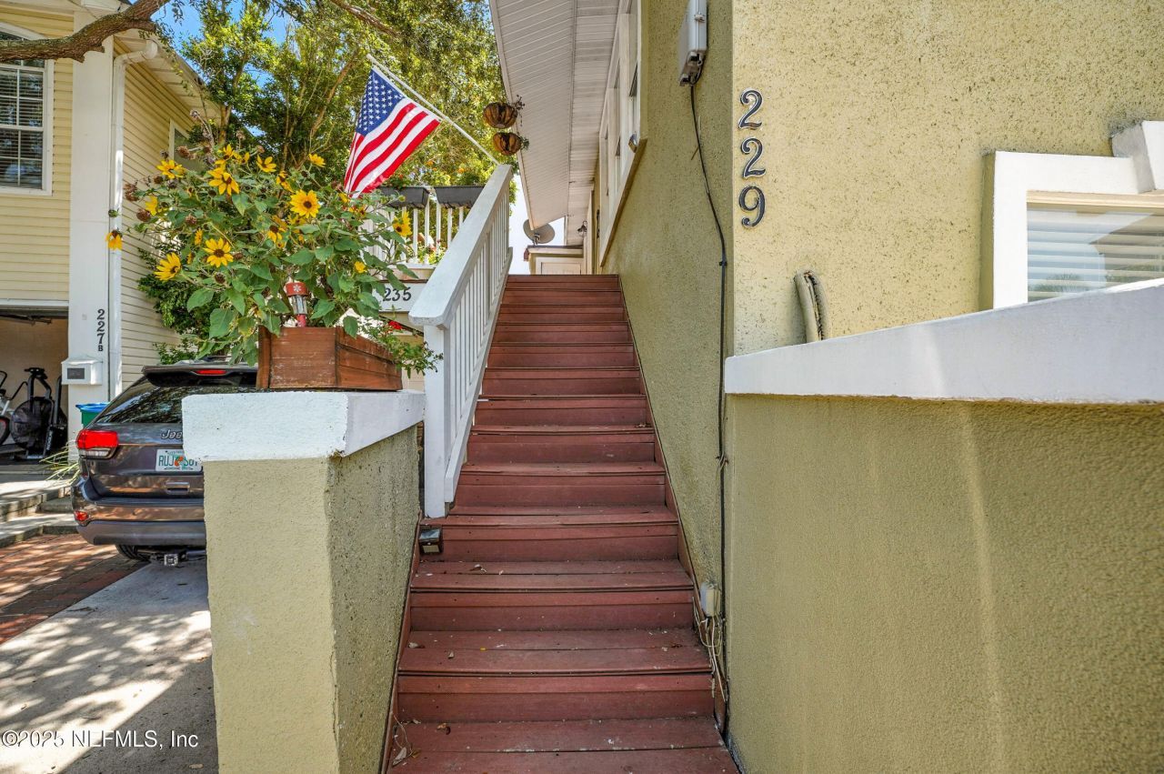 229 Margaret Street, Neptune Beach, FL 32266 Photo